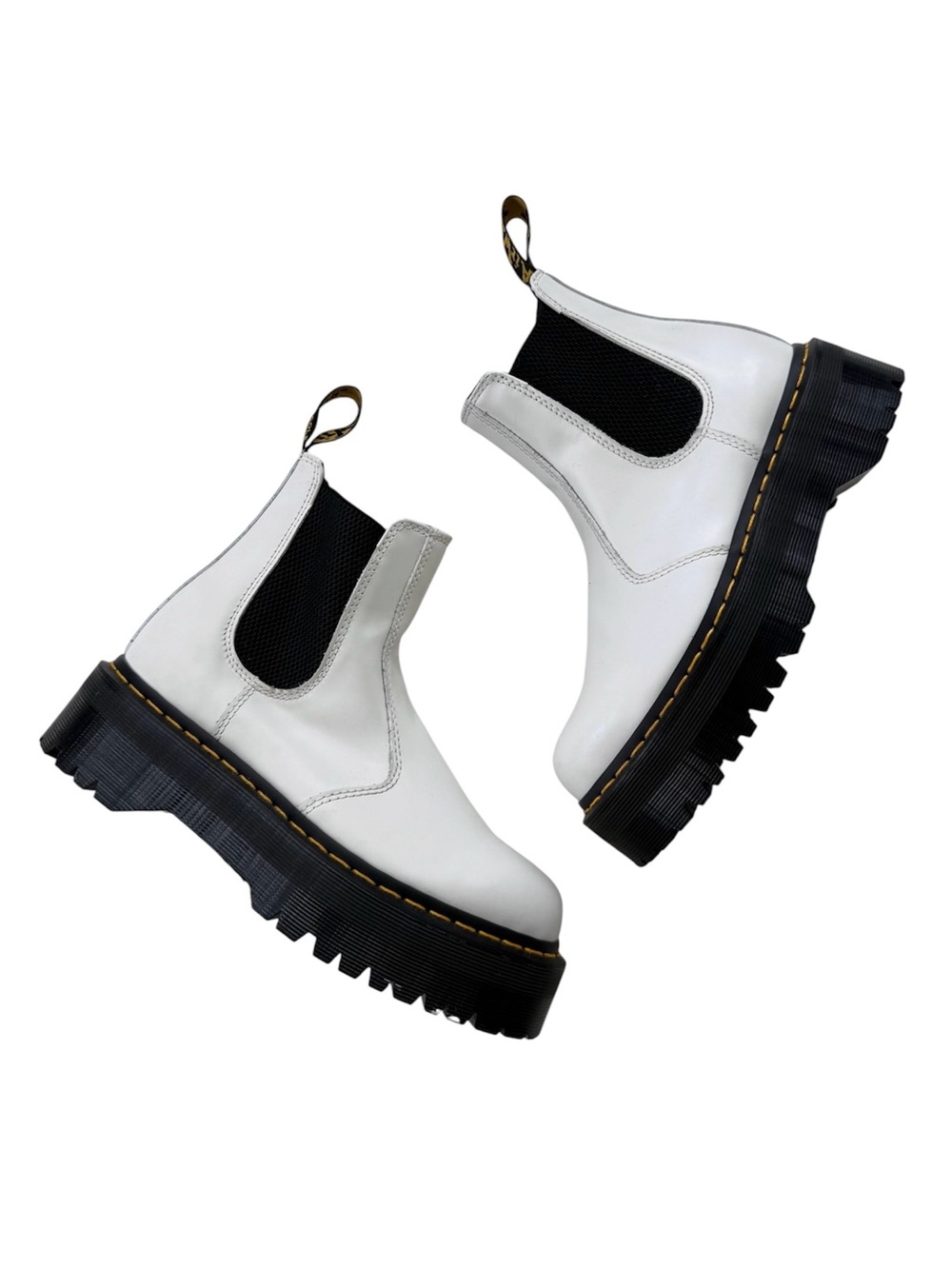 Dr. Martens 2976 QUAD Platform Chelsea  Boots size 8